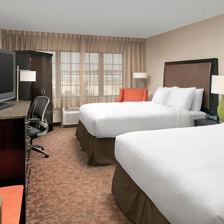 Doubletree By Hilton Dulles Airport-Sterling Hotel Exterior photo